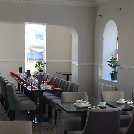 ホテル Maldron Shandon コーク