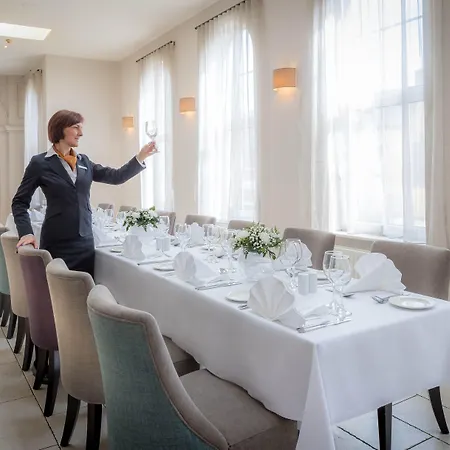 ホテル Maldron Shandon コーク