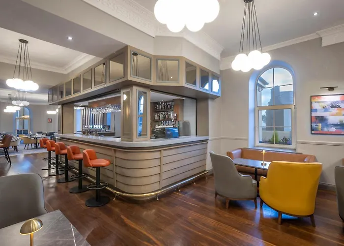 科克市尚登马德龙酒店 科克