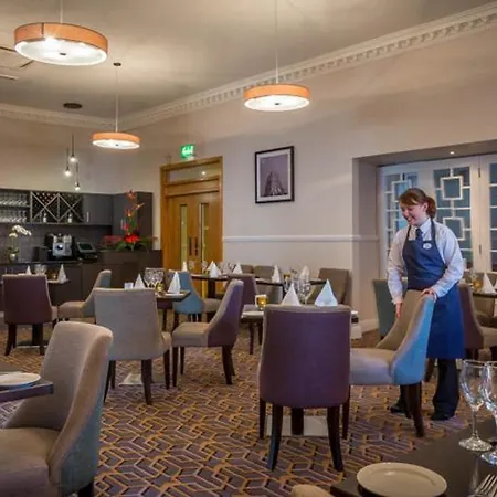 Maldron Shandon Otel 4*
