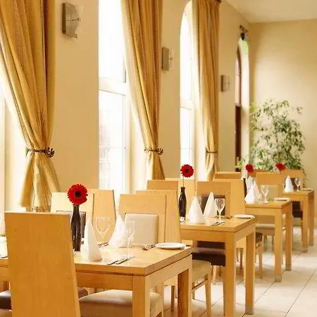 Maldron Shandon Otel